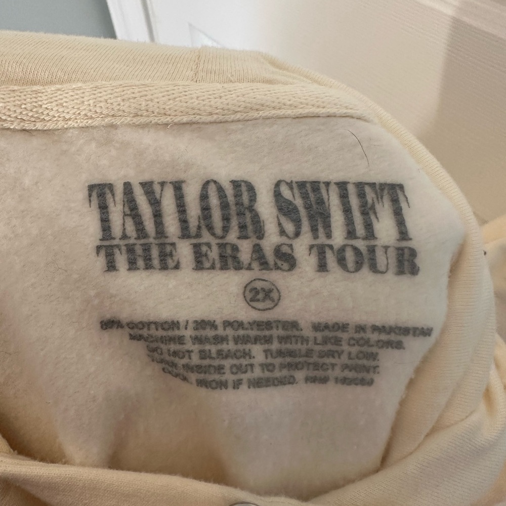 Taylor Swift The Eras Tour Cream Sweatshirt - Picture 3 of 3